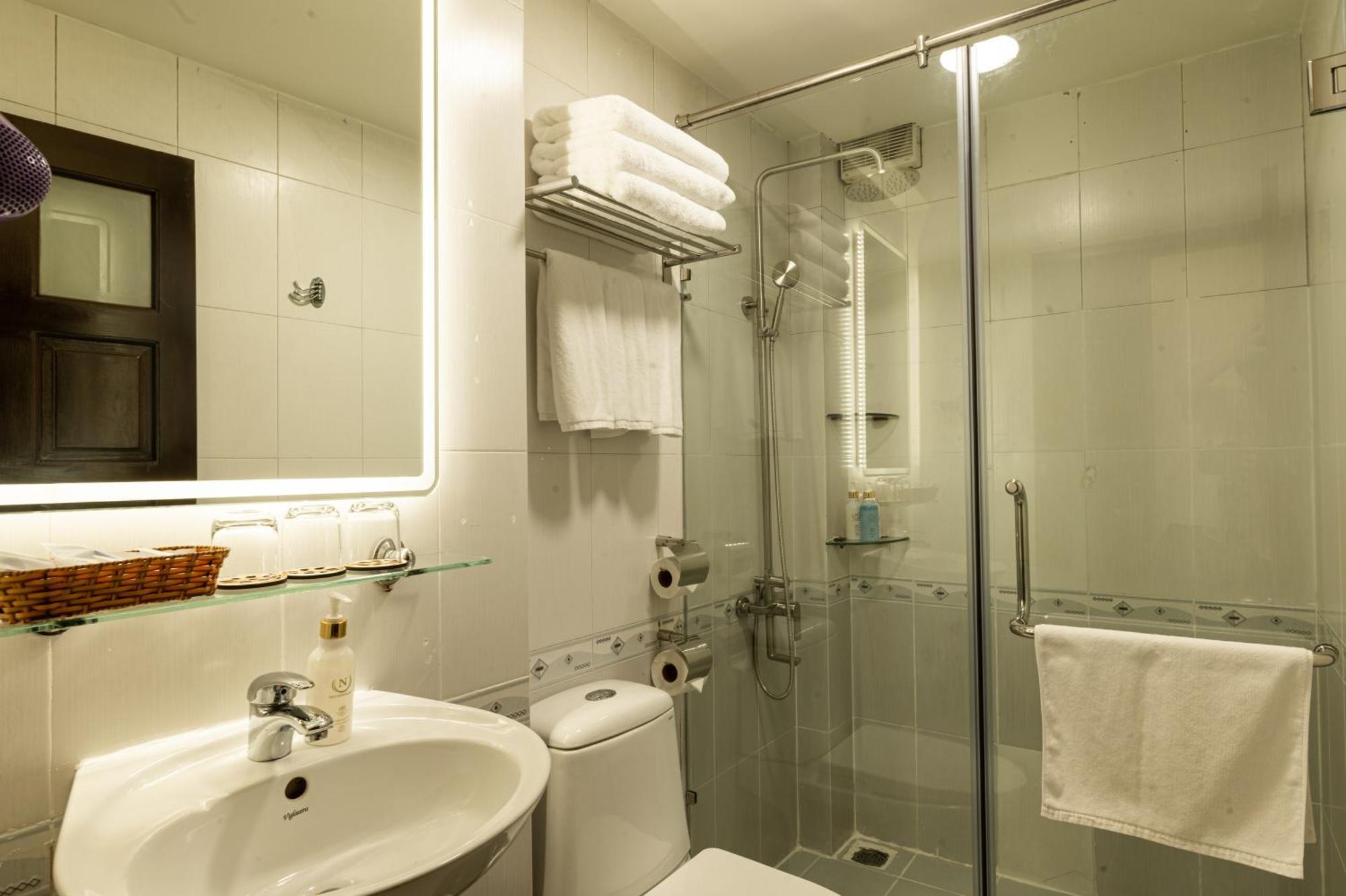 Lantern Hotel Ho Chi Minh City Exterior photo